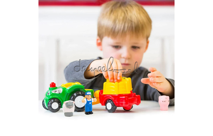 10395 Taylor's Tractor Ride 10395 Taylor's Tractor Ride