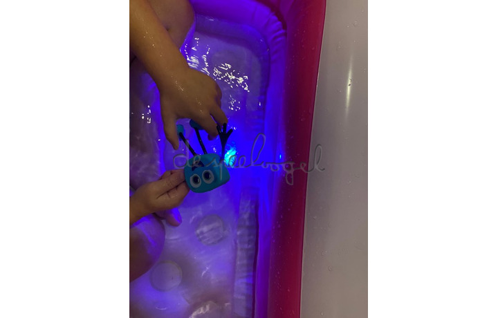 Glopals Light up cubes - 4st Blair -blue Glopals Light up cubes - 4st Blair -blue