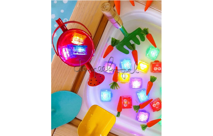 Glopals Light up cubes - 4st Blair -blue Glopals Light up cubes - 4st Blair -blue