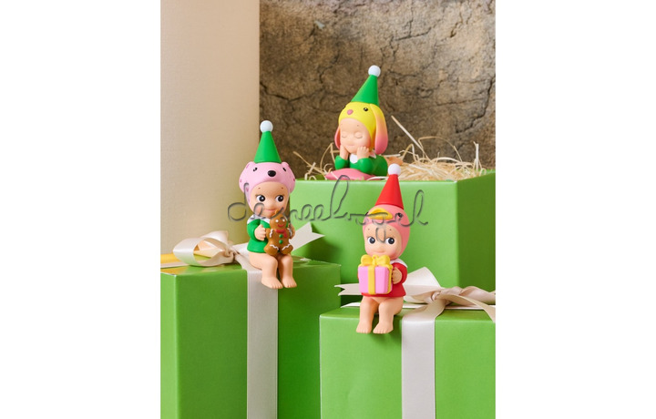 Sonny Angel Santa's Little Helper serie (Christmas 2025) Sonny Angel Santa's Little Helper serie (Christmas 2025)