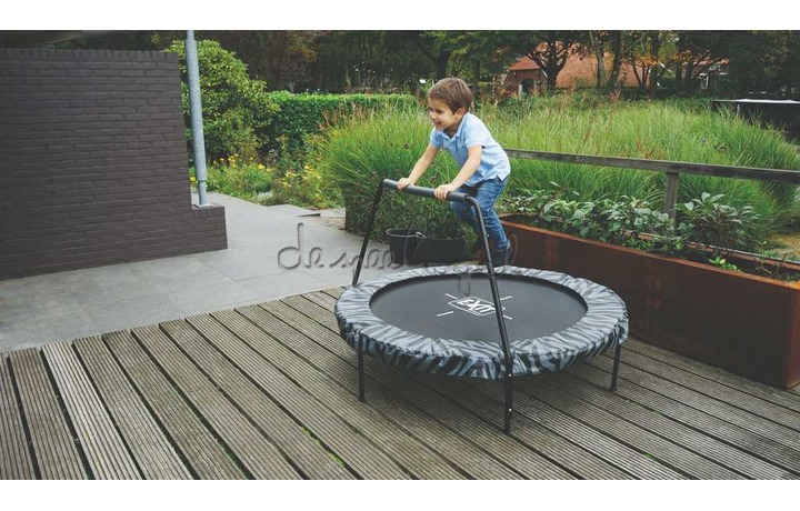 Bijdragen enkel snor EXIT Tiggy Junior Trampoline ø140cm Black + Handle Bar van het merk EXIT  bij De Speelvogel